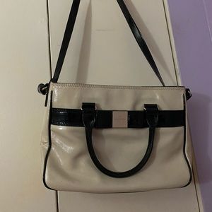 Kate spade glossy print purse